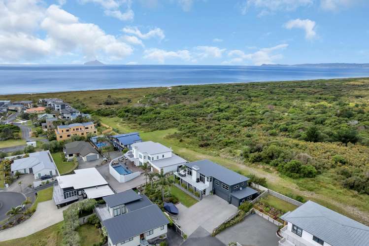 32 Kihi Place Ruakaka_29