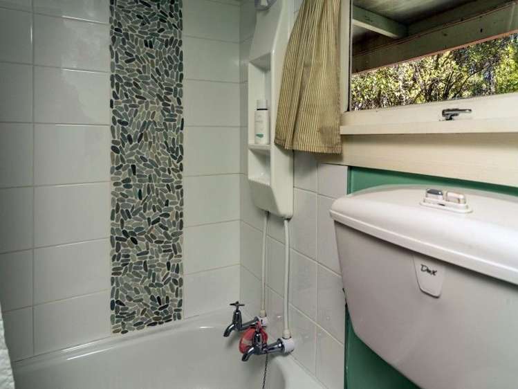 24 Cotterell Place St Arnaud_13