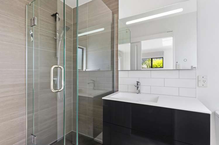 2/206 Rangatira Road Beach Haven_10