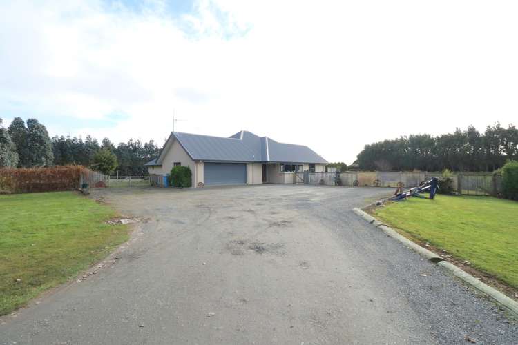 121 Mason Road Seaward Bush_44