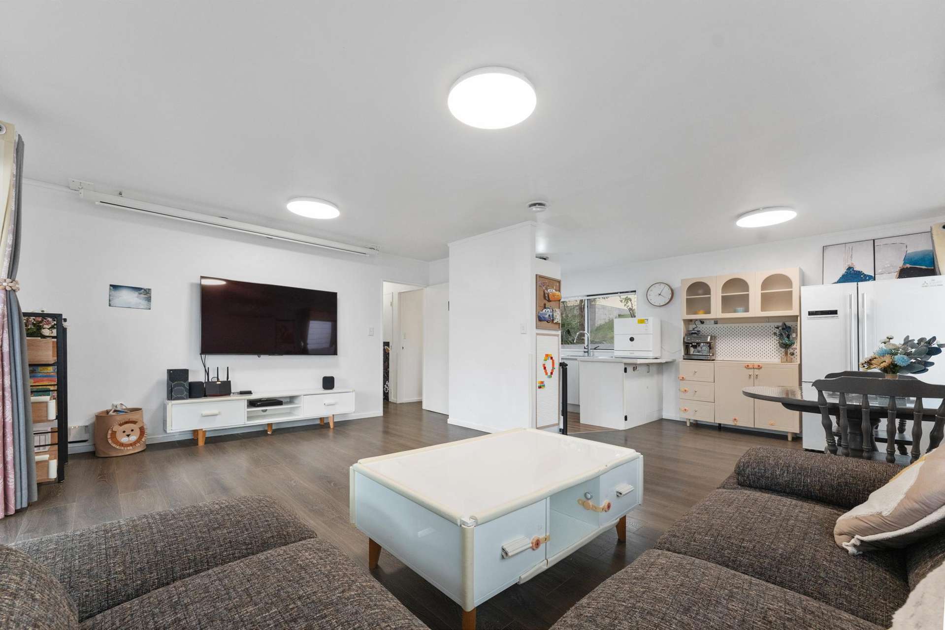 33a Lilburn Crescent Massey_0