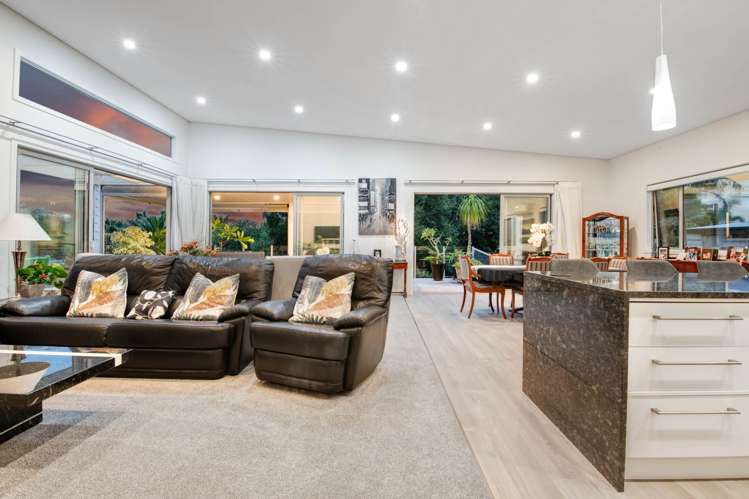 1037 Whangaparaoa Road Tindalls Beach_33