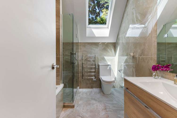 25A Marina Road Torbay_19