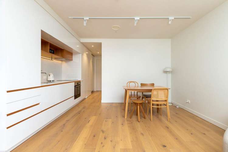 215/38 Khyber Pass Road_5