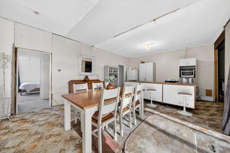 1351 Opaki Kaiparoro Road Mauriceville_1