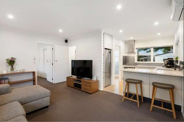 2/10 Princes Street Northcote Point_3