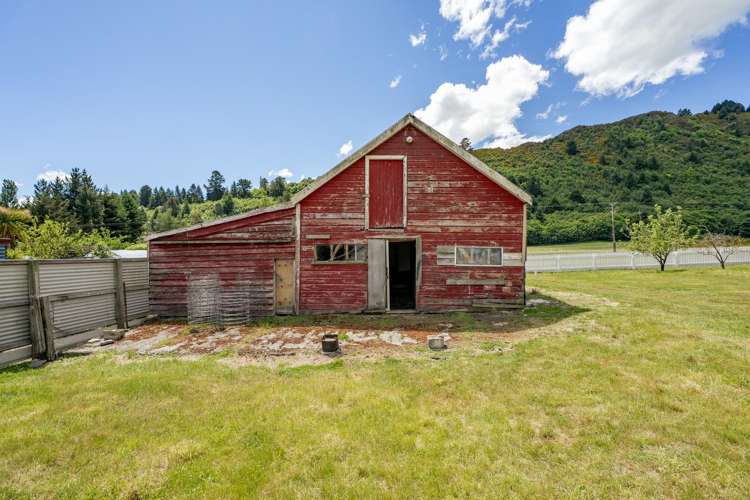 1135 Garston-Athol Highway Athol_20