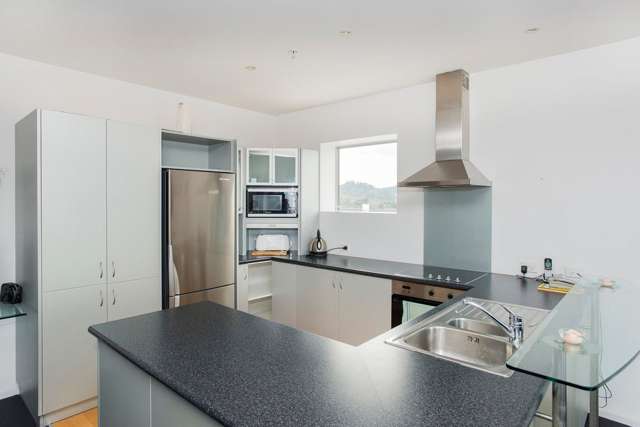 15/90 Customhouse Street Gisborne_3