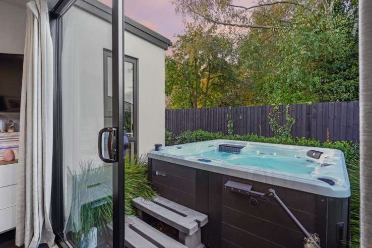 30a Allard Street Edgeware_11