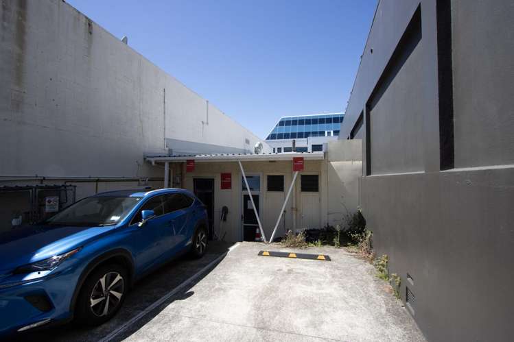 Shop 1/30 Hurstmere Road Takapuna_10