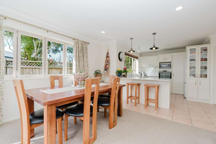 10 Montrose Crescent Huntington_10