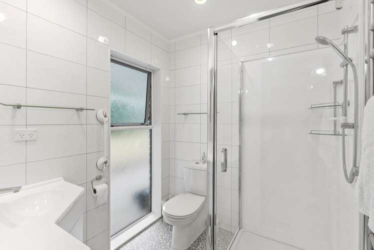 19 The Avenue Paraparaumu Beach_18