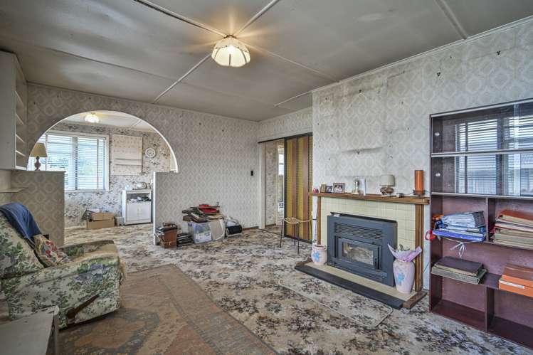 1209a Willowpark Road North Mayfair_2