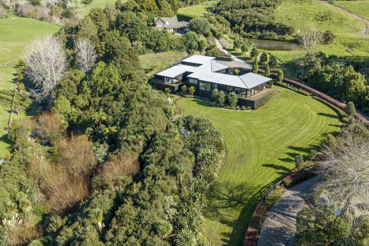 27 Brownhill Road Whitford_23