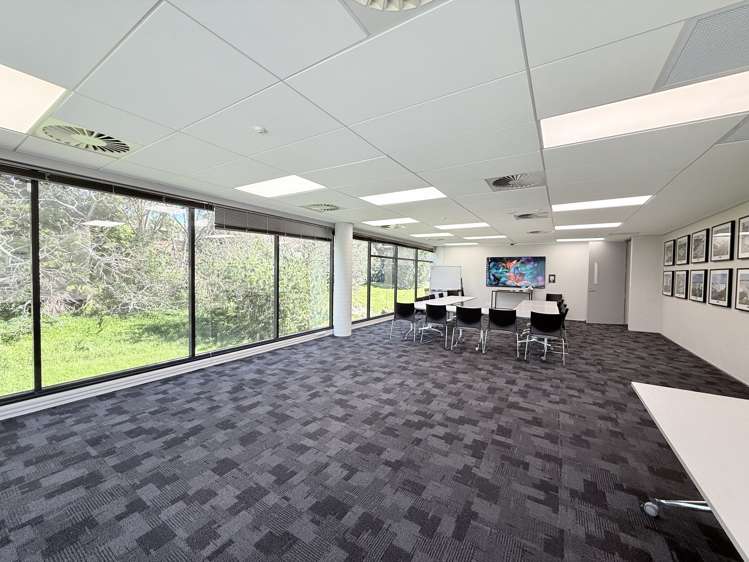 42 Tawa Drive Albany_17