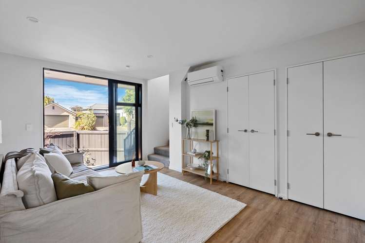 2/46 Tabart Street Woolston_3