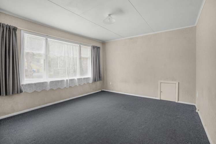 162 Wellington Road Wainuiomata_17