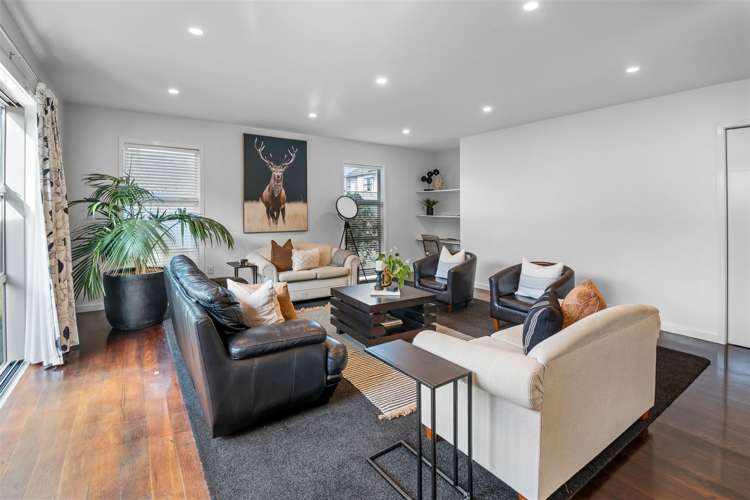 140 Hussey Road Northwood_10