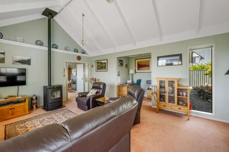 13 Lanes Road Bridge Hill_9