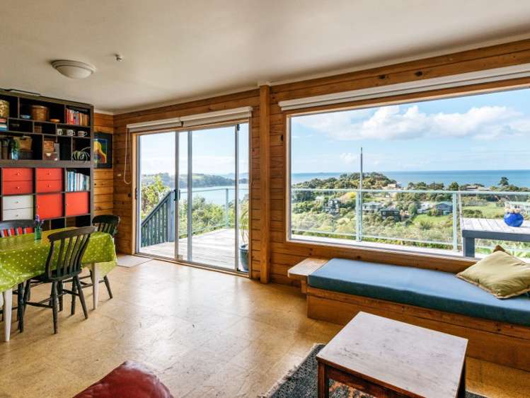 22 Queens Drive Oneroa_5