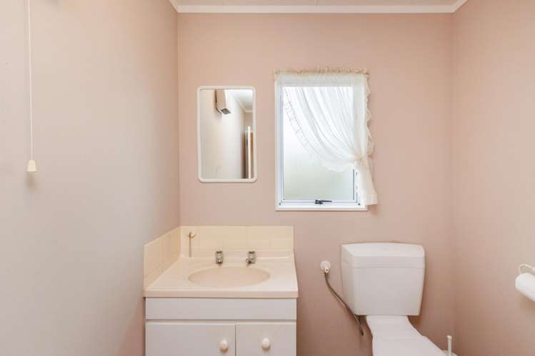 8 South Street Feilding_14