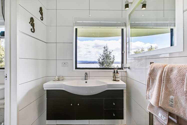 82 Rangatira Road Beach Haven_6