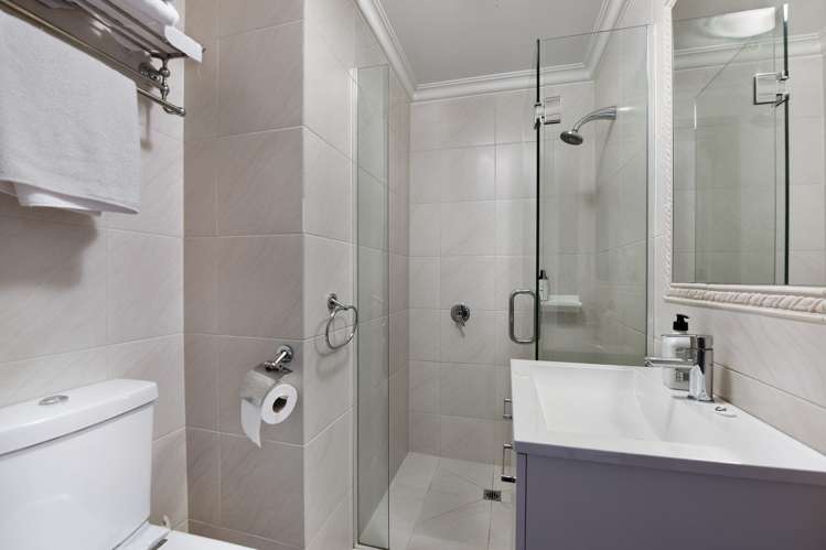 9/10 Quiet Woman Way Monaco_17