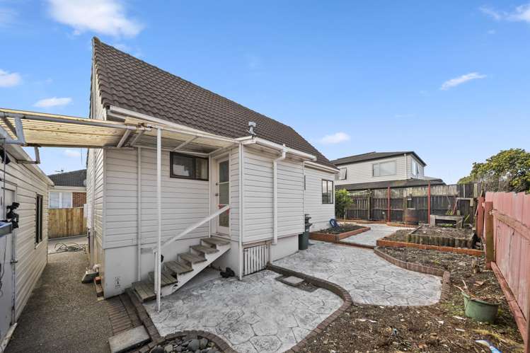 2/18 Elizabeth Avenue Papatoetoe_12