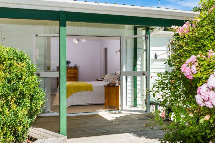 31 Martin Crescent Northcote_17