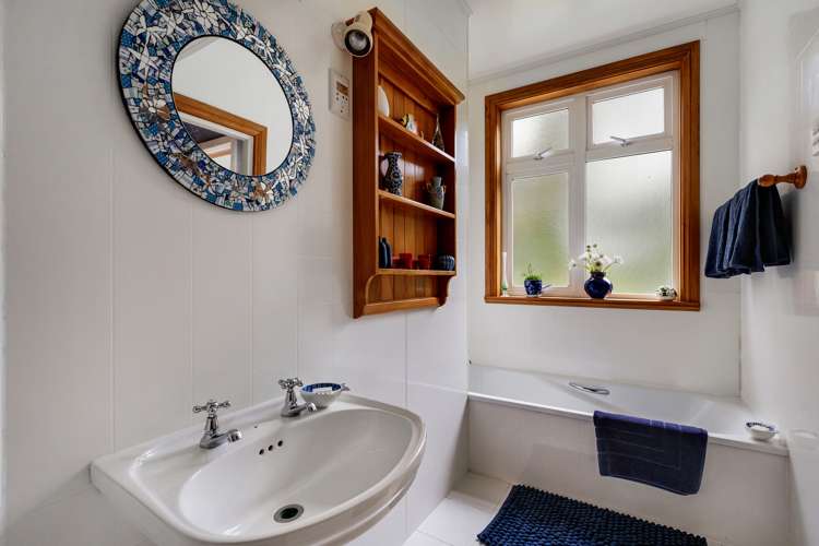 153 Swamp Road Te Horo_14