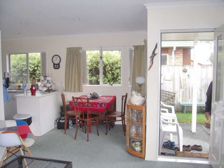 16/2 William Donald Drive Solway_4