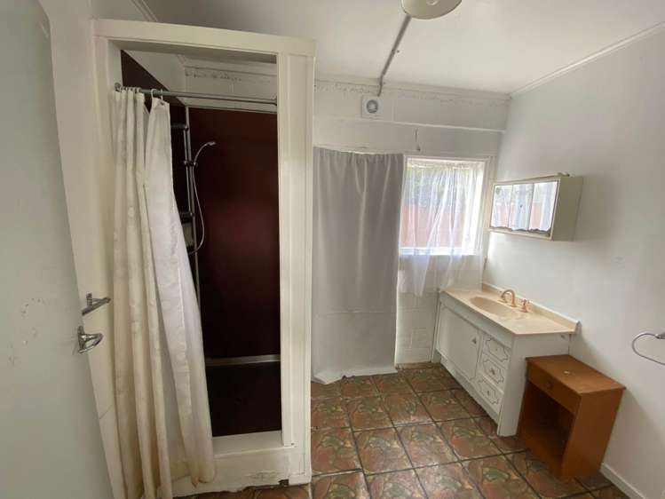 1/11 The Rosebowl Sunnyhills_9