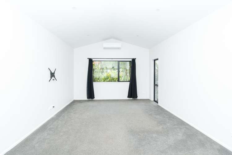 15 Tari Road Pukeatua_24