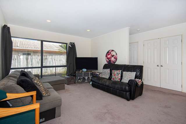 8 Howards Way Kamo_2