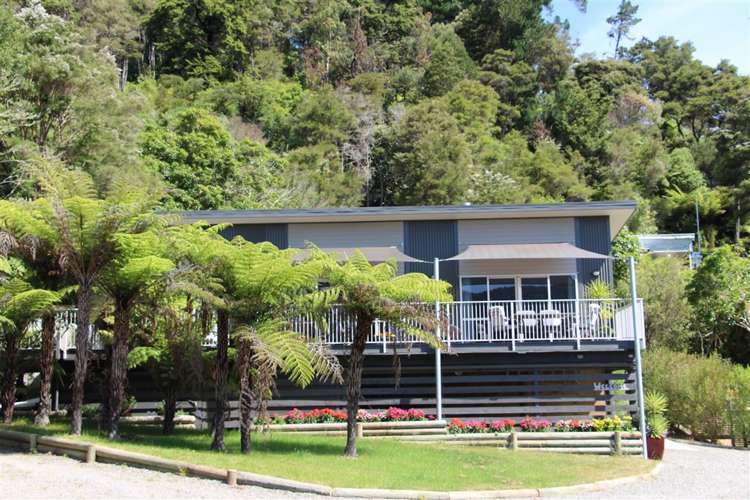 1736 Queen Charlotte Drive Anakiwa and Surrounds_6