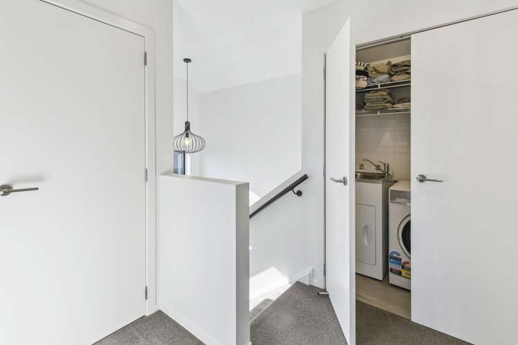 8 Astelia Way Woodridge_8