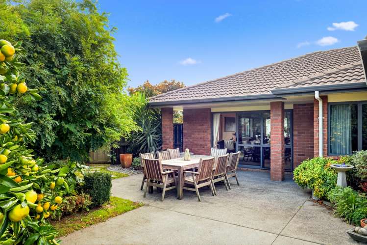 8 Saffron Street Cambridge_20