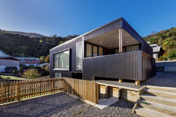 12A Russell Street Picton_35