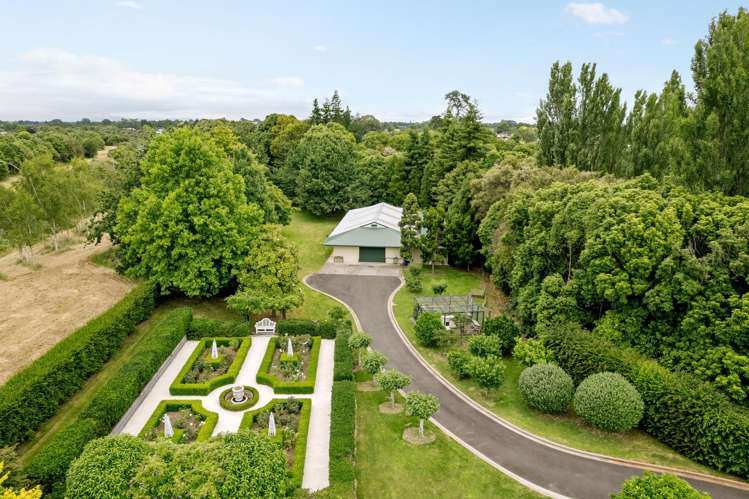 77 Harrowfield Drive Harrowfield_34