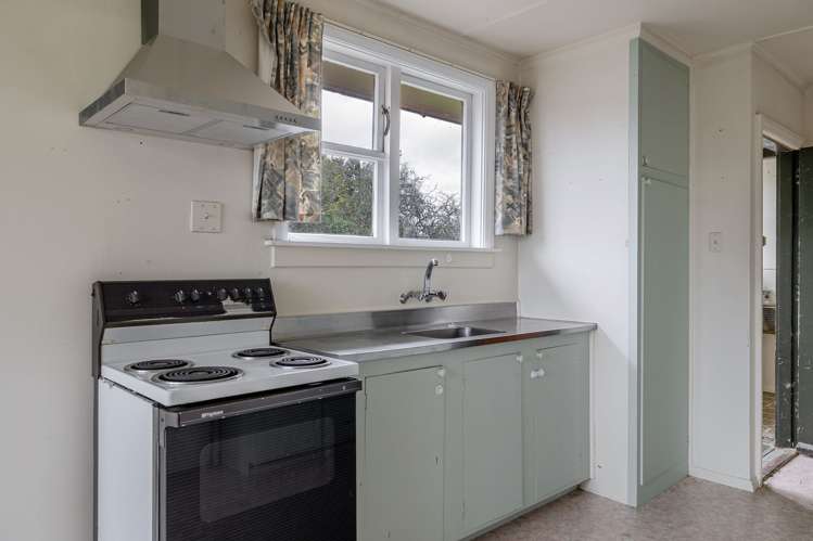 11 Churchill Street_5