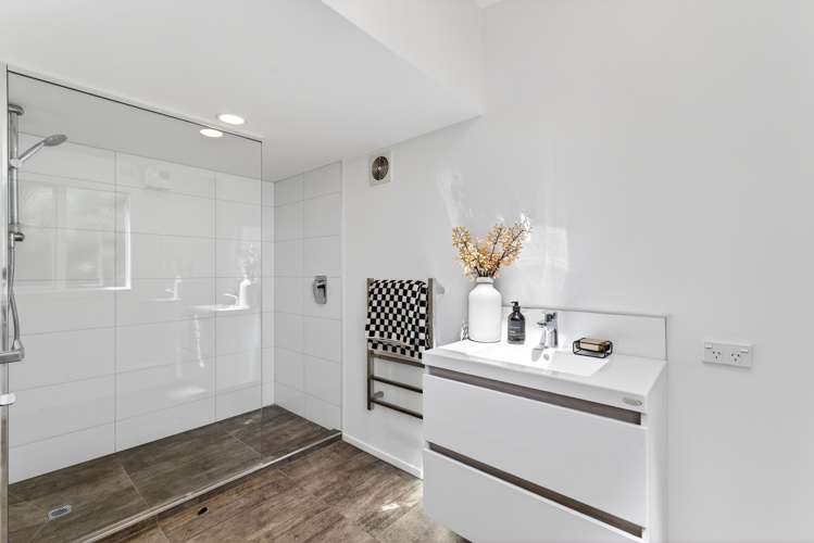 1 Denholm Road Hospital Hill_19