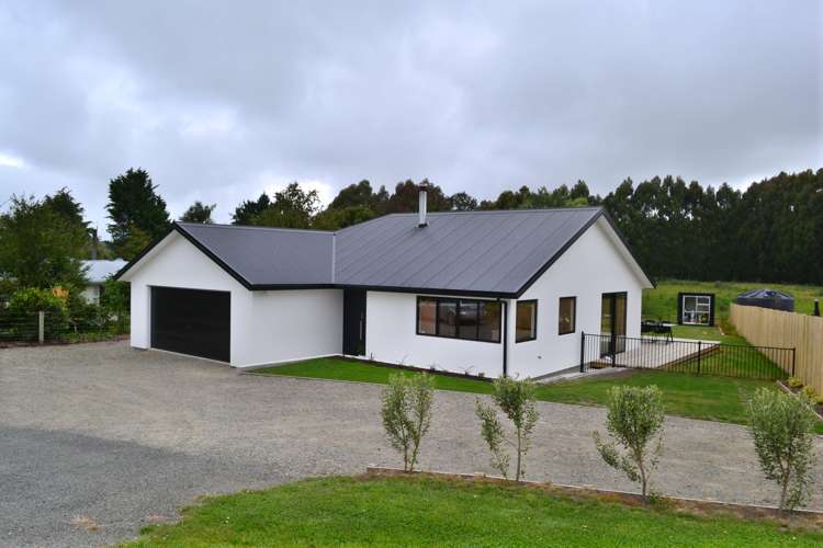 12b Sussex Street Weston_17