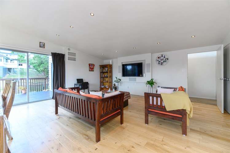 140a Solar Road Glen Eden_10