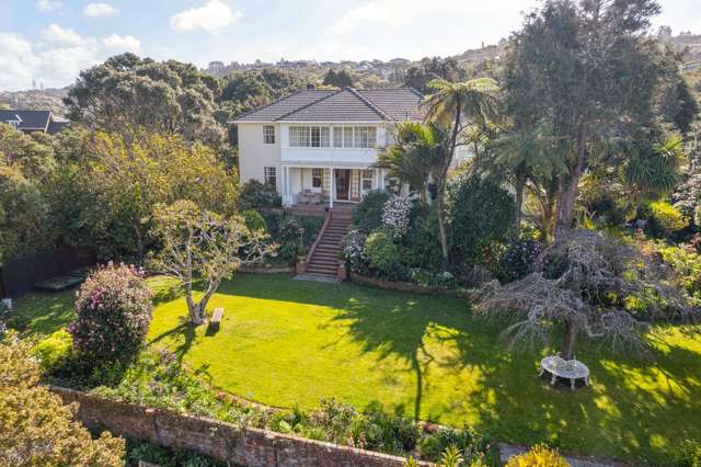 Private Estate Living - City Convenience