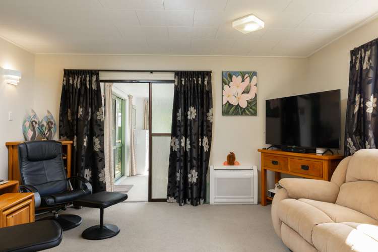 72 Moana View Road Waikawa_15