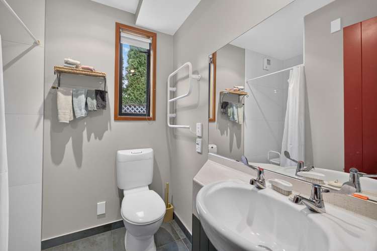 481 Marine Drive Charteris Bay_9