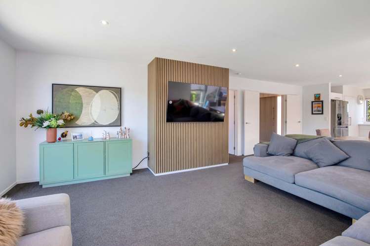 28 Champagne Avenue_2