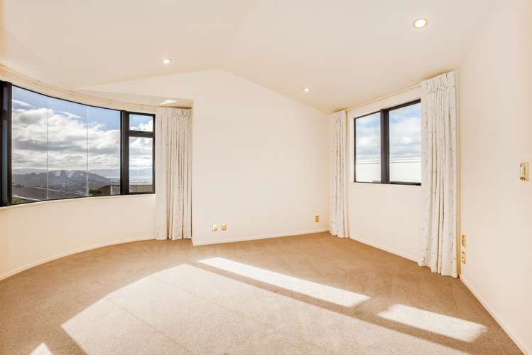 10 Signallers Grove Strathmore Park_20
