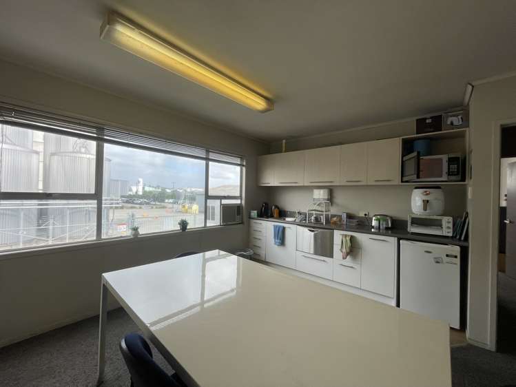 9-10/298 Neilson Street Onehunga_14