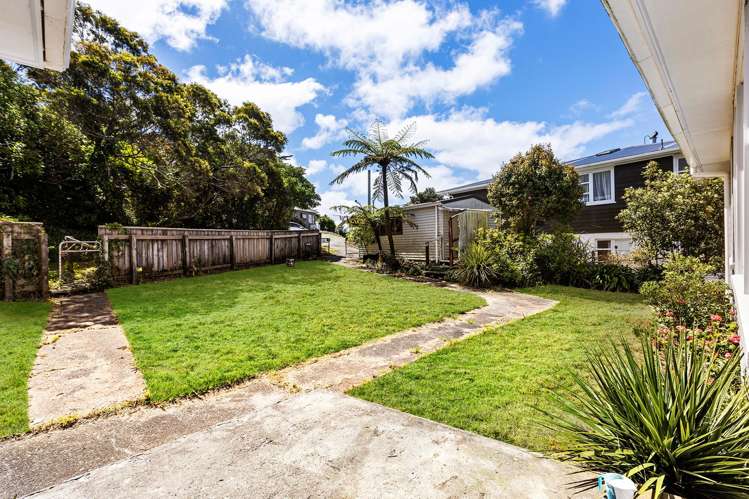 12 Hawtrey Terrace Johnsonville_2